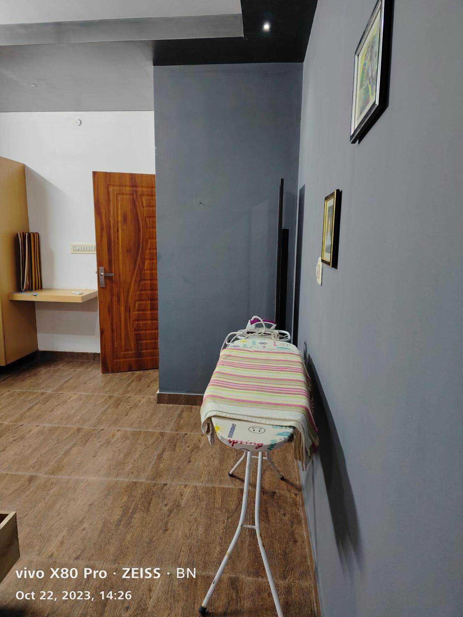 Sunshine Service Villa Канур Екстериор снимка