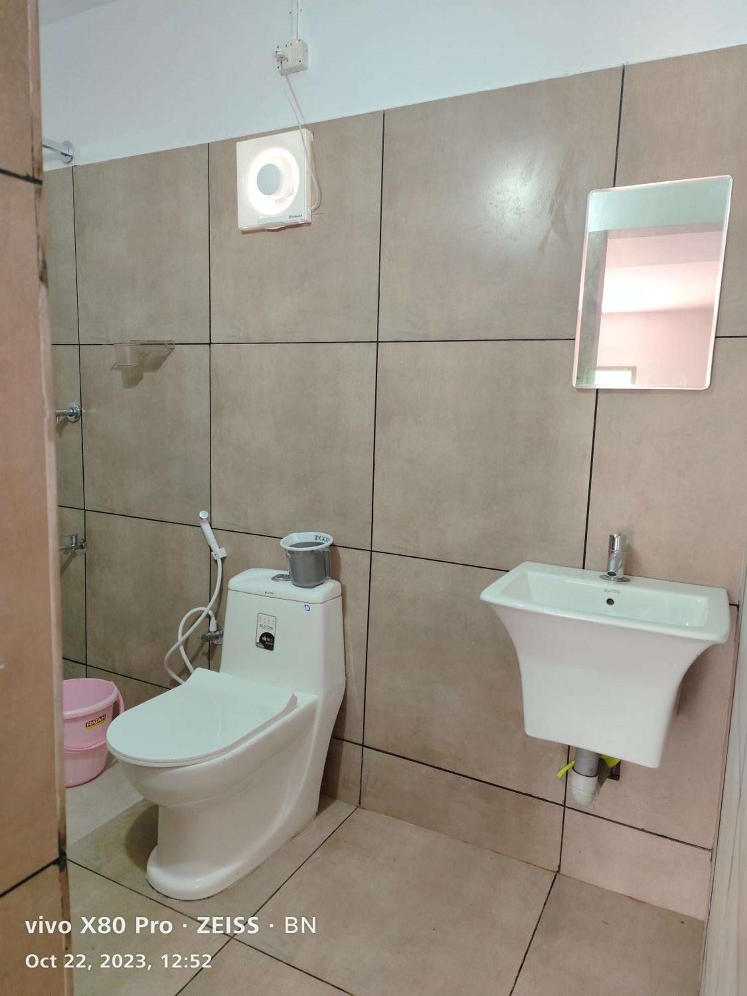 Sunshine Service Villa Канур Екстериор снимка