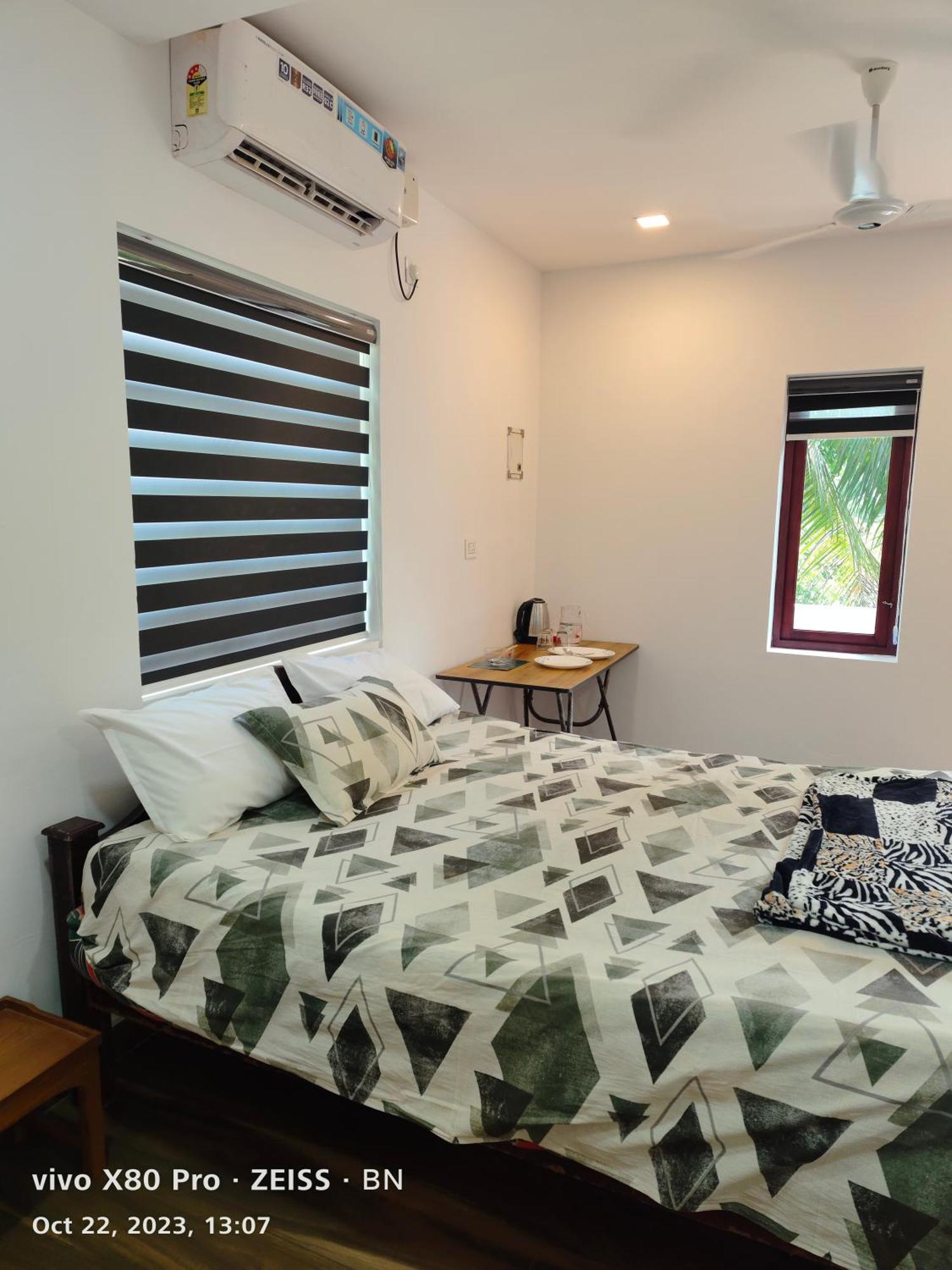 Sunshine Service Villa Канур Екстериор снимка
